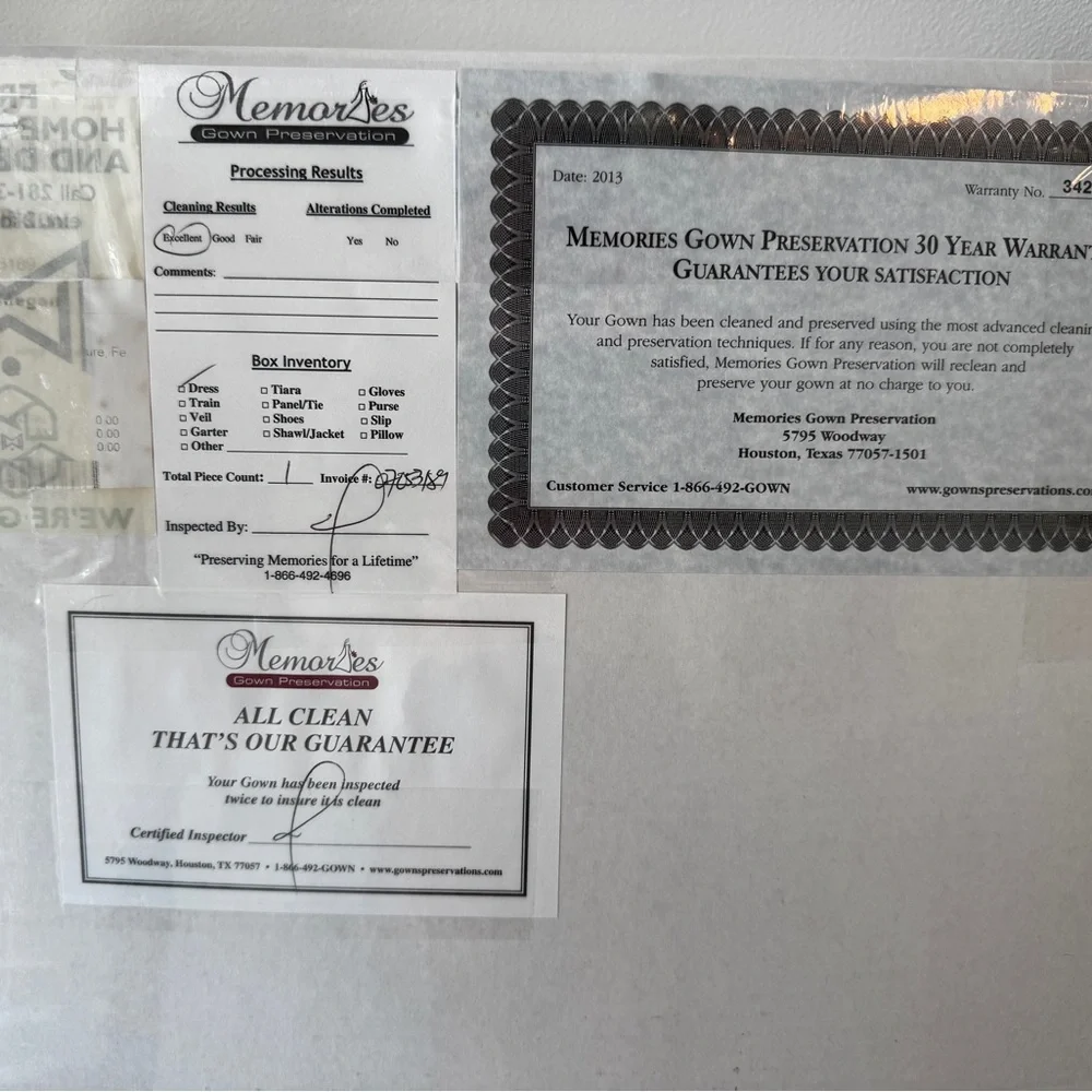 David’s Bridal Wedding Dress - Picture 5 of 8